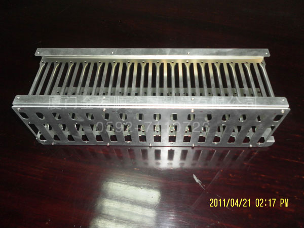 交換機(jī)、收發(fā)器網(wǎng)管機(jī)箱系列6