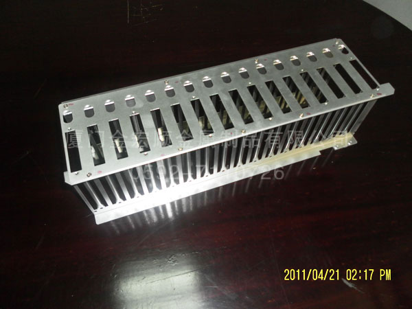 交換機(jī)、收發(fā)器網(wǎng)管機(jī)箱系列7