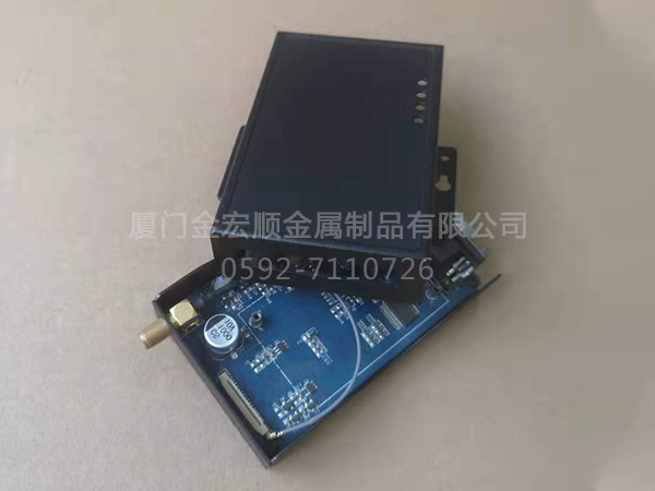 工業(yè)路由器機殼4